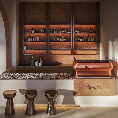 Flower Garden Hotel 5*